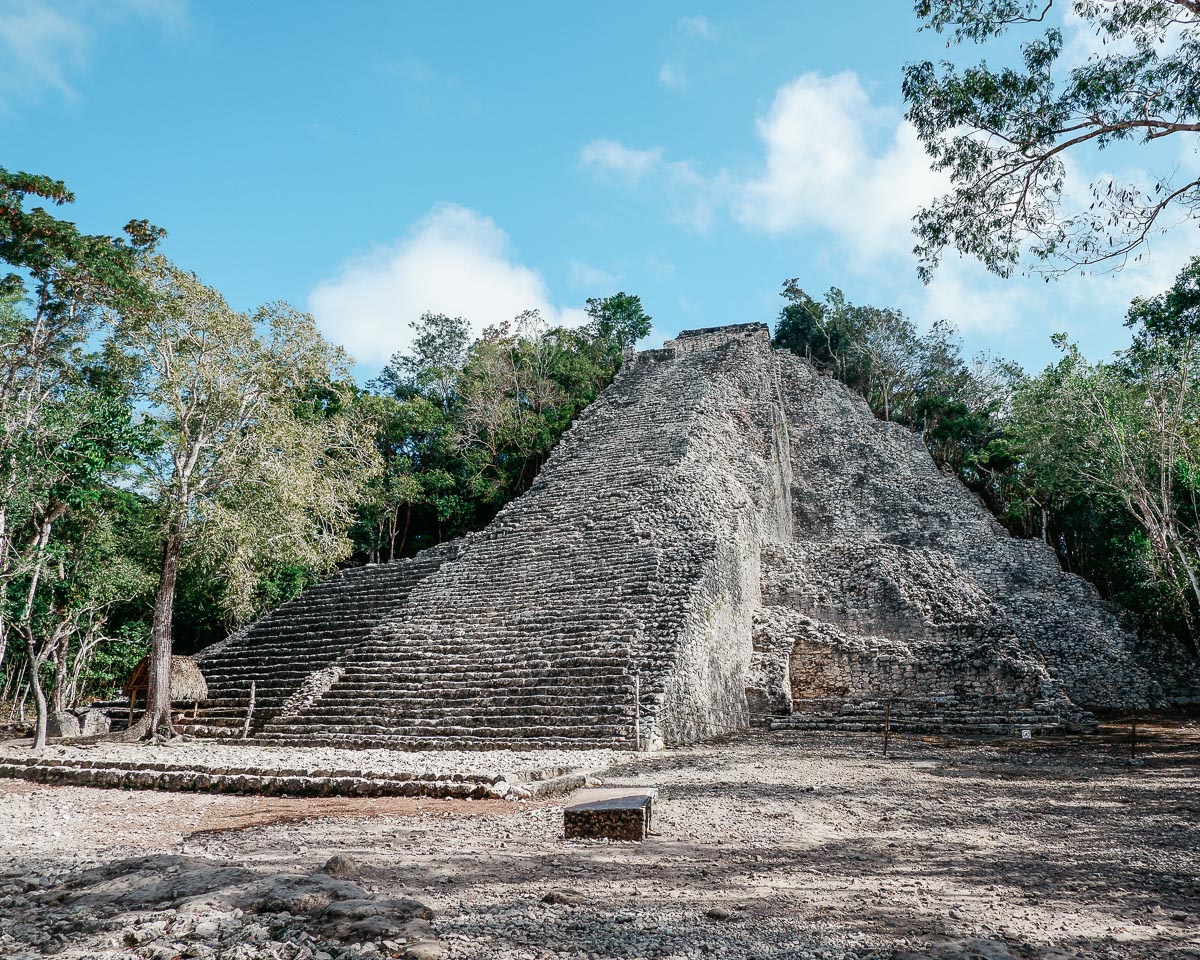 Le site archéologique de Cobà, des ruines Mayas au milieu de la jungle